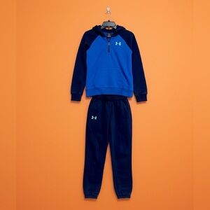 Under Armour Blue and Black Hoodie Outfit